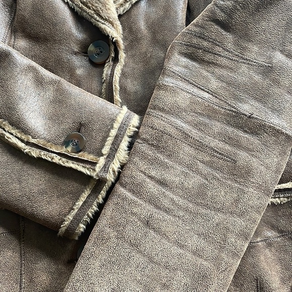 SzM Danier Brown Antiqued Leather Blazer 3 Button Barn jacket faux fur line EUC - Picture 11 of 13
